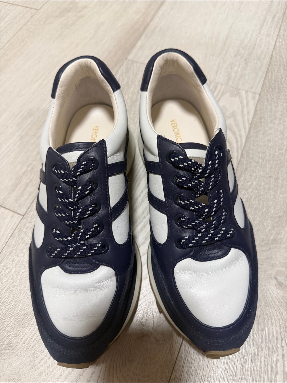 Veronica Beard White and Navy Leather Athletic Sneakers